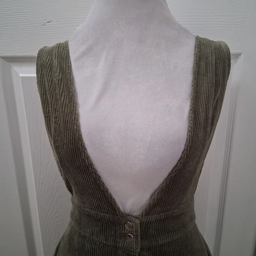Stylish Forever 21 Olive Corduroy Mini Dress   Size S